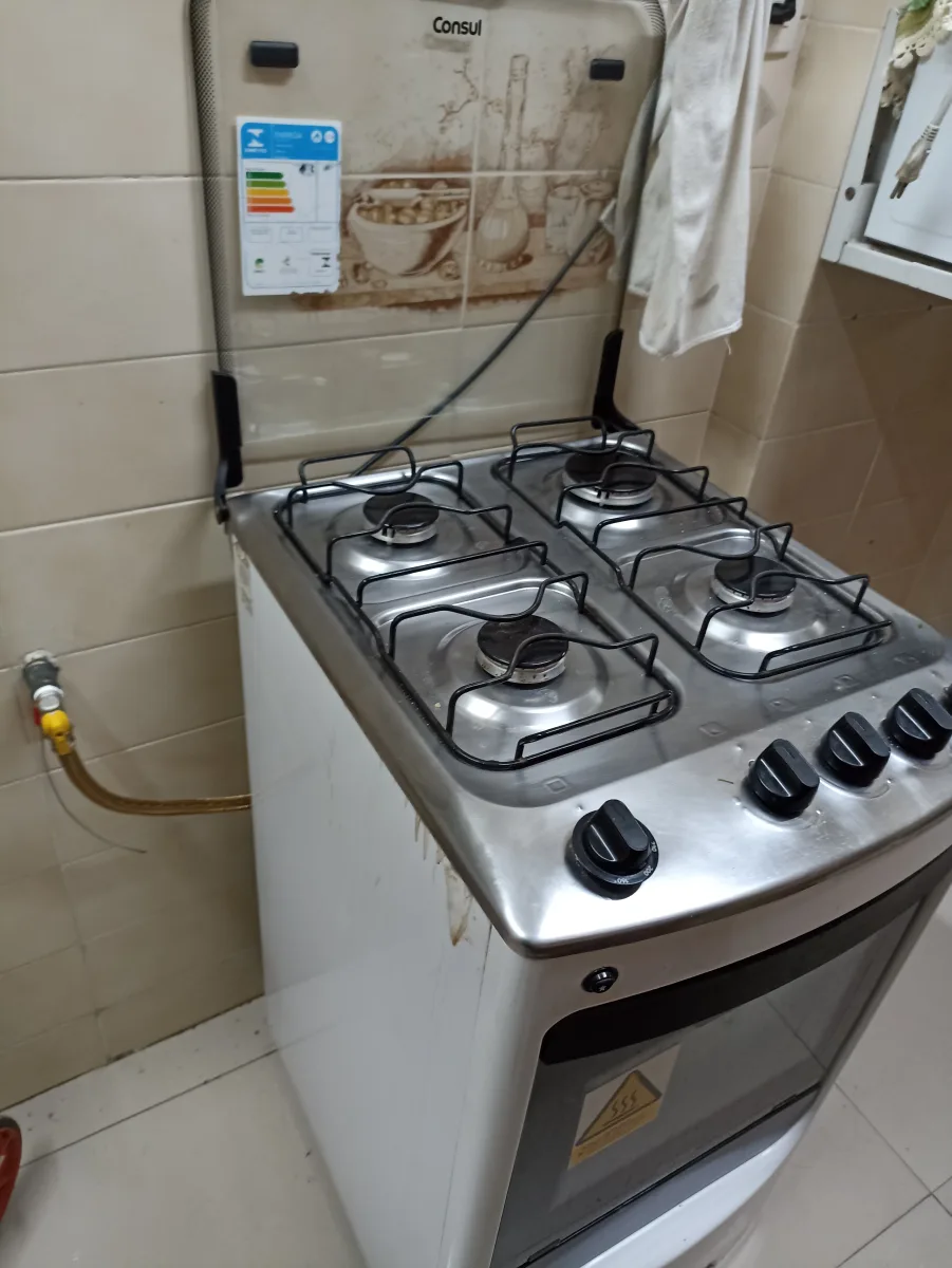 Regulagem de chama azul potente sem fuligem em fogões no RJ